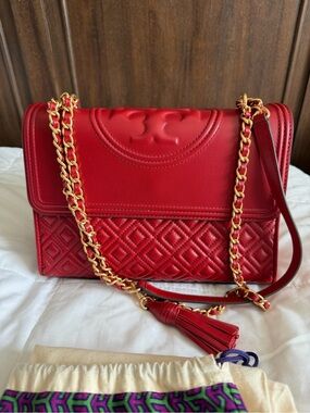 Tory Burch Fleming Quilted Leather Shoulder Bag in Red with Gold Chain